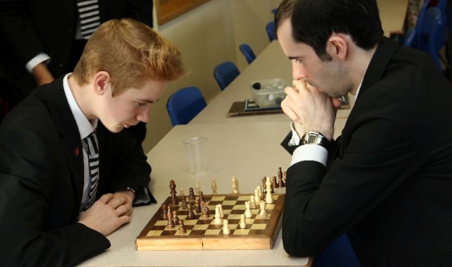 College student defeats tournament ranked chess expert 
