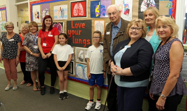 Young people are urged to love their lungs