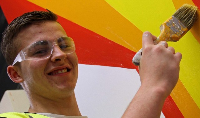 Painter brushes away competition to win championship title