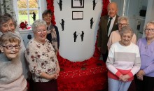 Residents commemorate the fallen of WW1