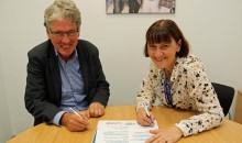 Darlington College signs new charter