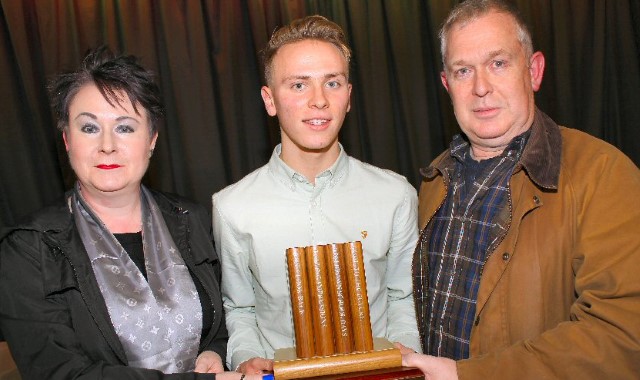 Brave student is awarded for helping bereaved children 