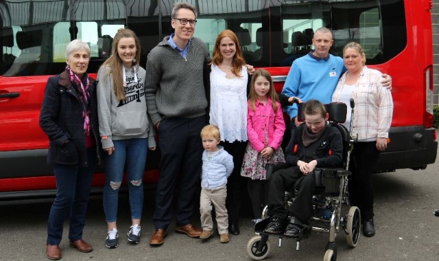 Family donate minibus in memory of daughter