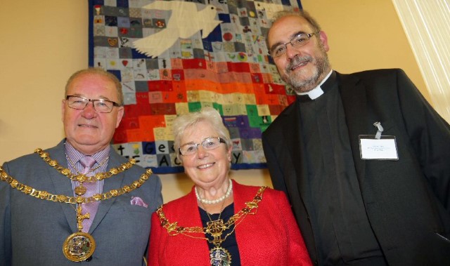 Mayor performs honours at celebration