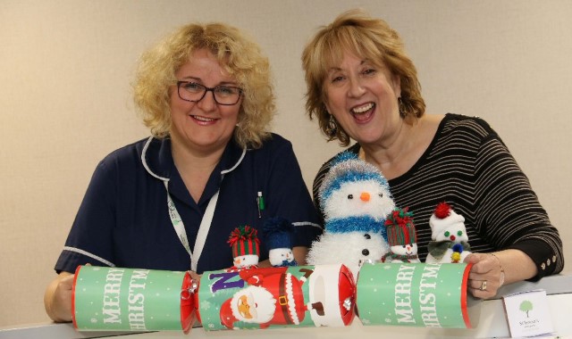 Hospice hosts Christmas Cracker concert 