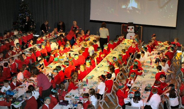 Primary pupils enjoy special seasonal feast