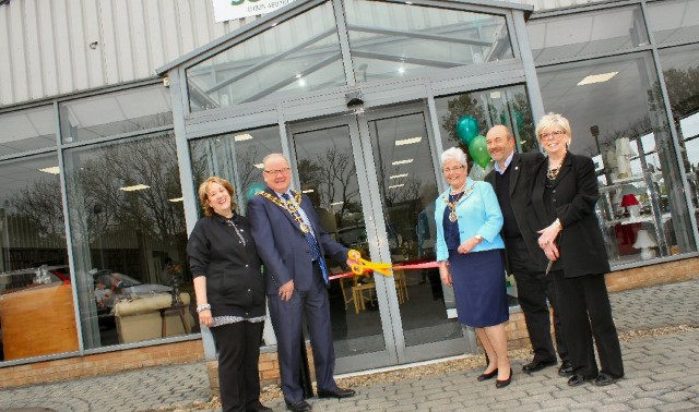 Mayor cuts the ribbon for St T’s Superstore