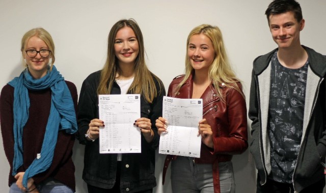 College celebrates 84% of pupils achieving  9-4