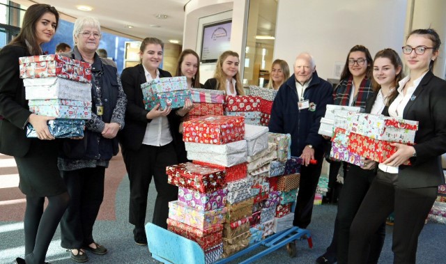 Sixth formers help under-privileged children 