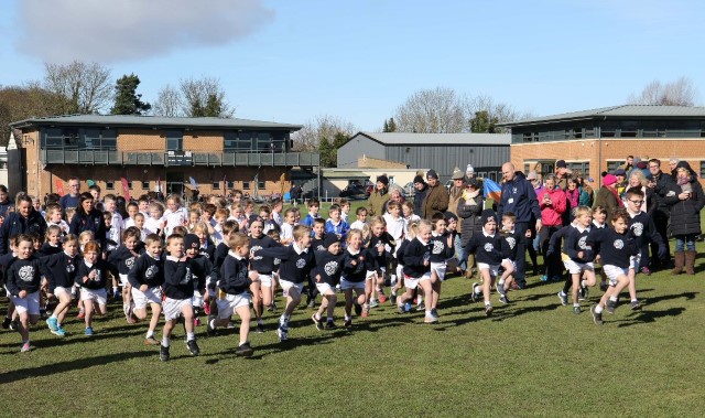 School pupils race to raise money for charity