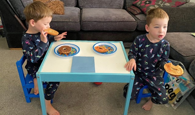 Pupils kick-start day with breakfast delivery