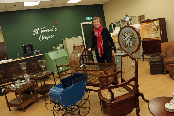 Antiques expert launches new charity venture