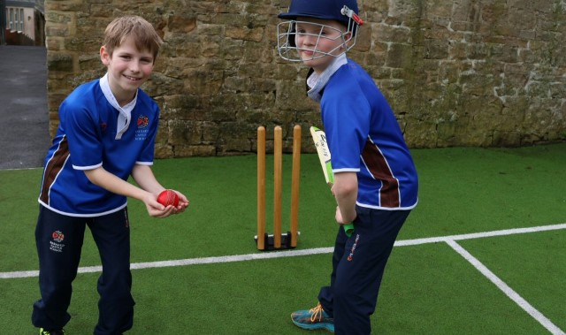 Pupils invited to train with elite players Pupils invited to train with elite players
