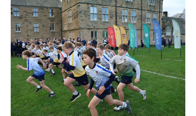 Brave runners battle the cold in 134th Barney Run!