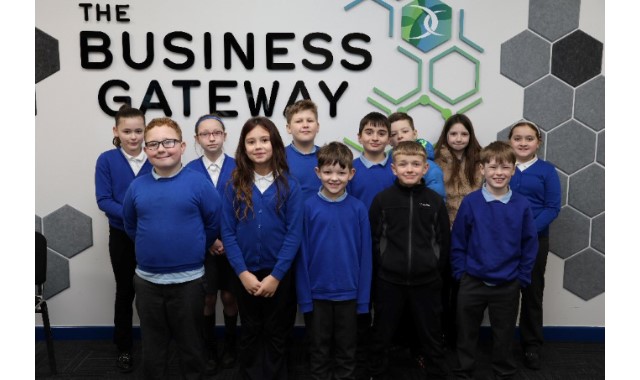 Primary pupils get taste of college life