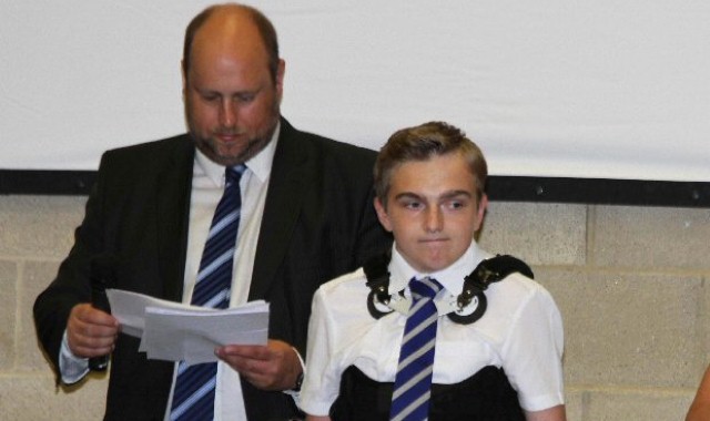 Teenager receives award for courage shown battling illness