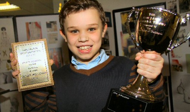 Young golf champ helps sports awards go with a swing