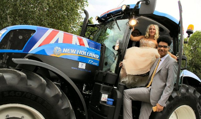 Prom students make an entrance at leavers ball