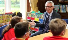 Minister meets pupils at Marchbank