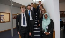 Oxbridge candidates expand thinking skills