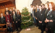 Students spread festive cheer